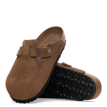 Load image into Gallery viewer, Boston Soft Footbed Dark Tea Tonal Suede (Men)
