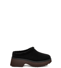 Load image into Gallery viewer, New Height Cozy Clog Black
