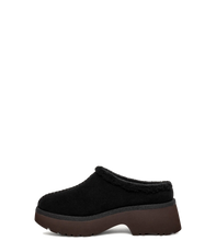 Load image into Gallery viewer, New Height Cozy Clog Black
