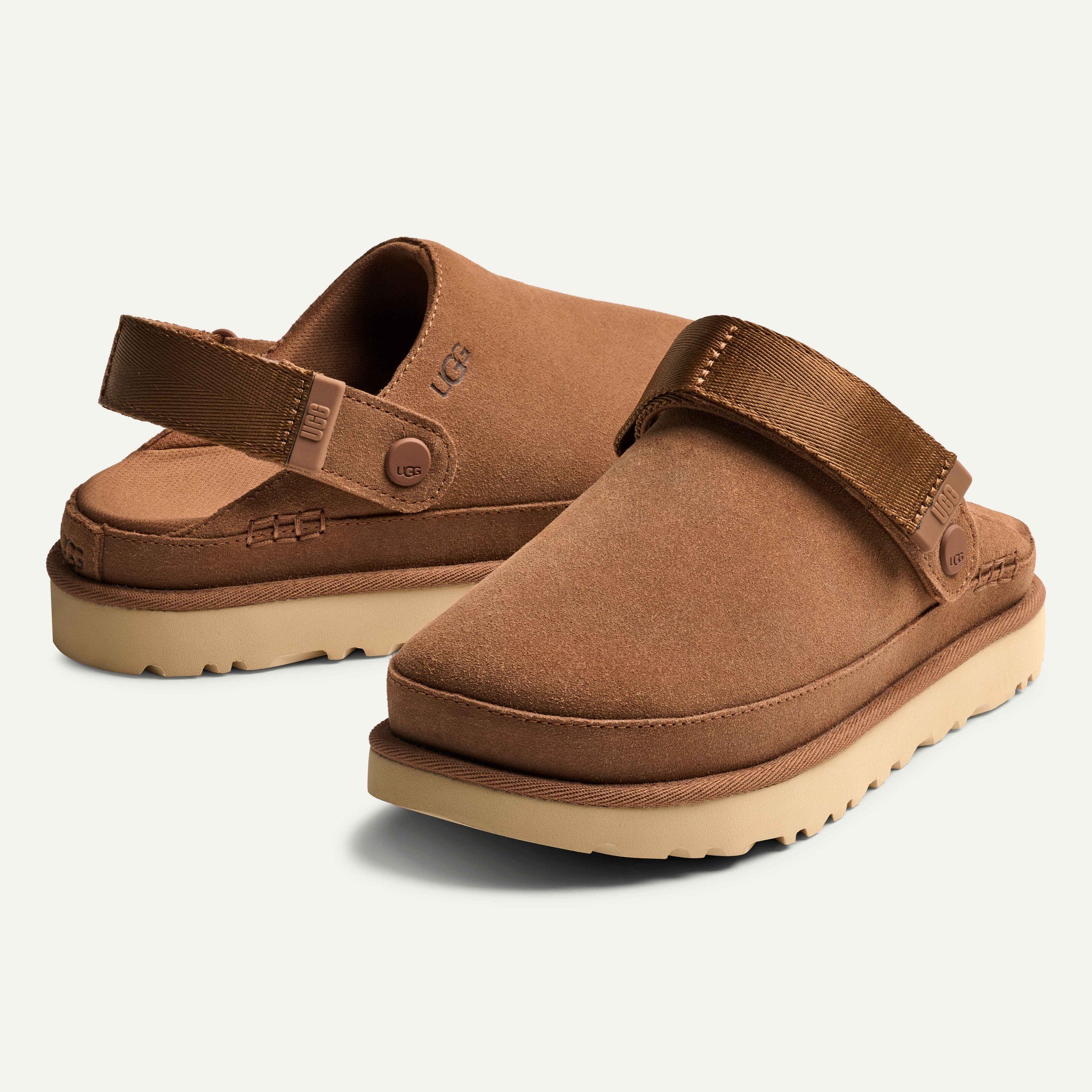 UGG Goldenstar Clog Chestnut (Women) – Village Shoes Fresno