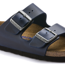 Load image into Gallery viewer, Arizona Soft Footbed Blue Oiled Leather (Women)
